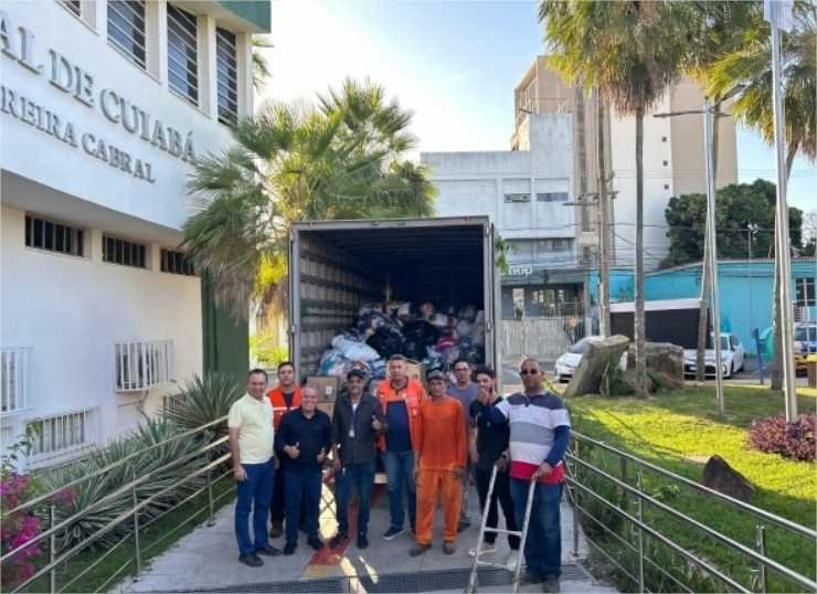 Doações entregues na Câmara são coletadas e seguem para o Rio Grande do Sul