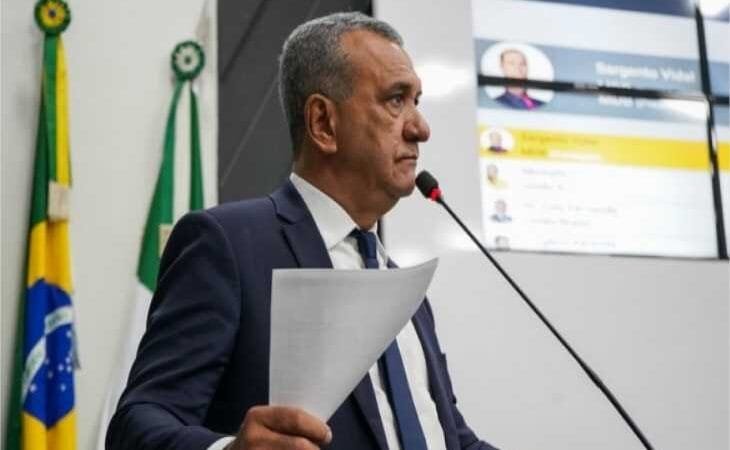 Renivaldo realiza sessão solene nesta segunda-feira (27)