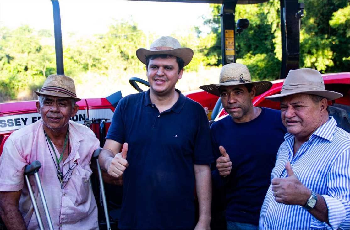 Seaf entrega patrulha mecanizada aos produtores do assentamento Dom Oscar Romero