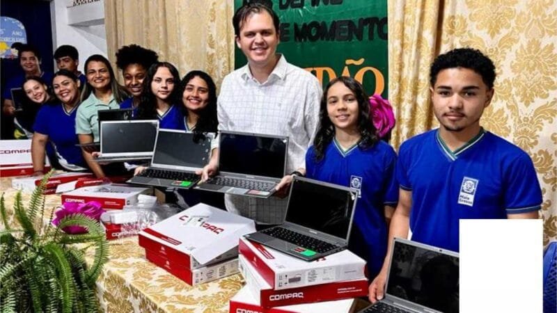 Thiago Silva destina recursos e realiza ações para fomentar a ciência e tecnologia