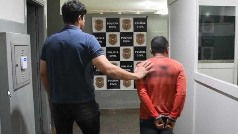 Tio é preso acusado de estuprar sobrinha de 12 anos em casa