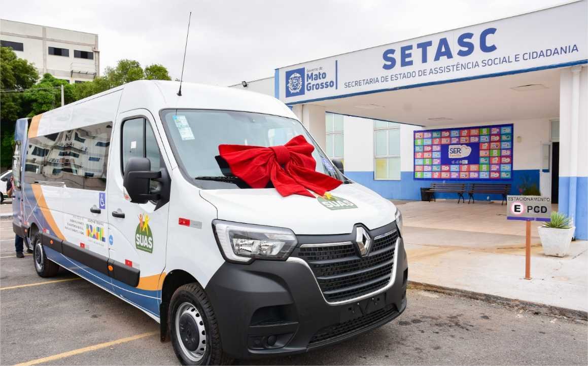 Setasc entrega veículo para Campinápolis atender a população indígena