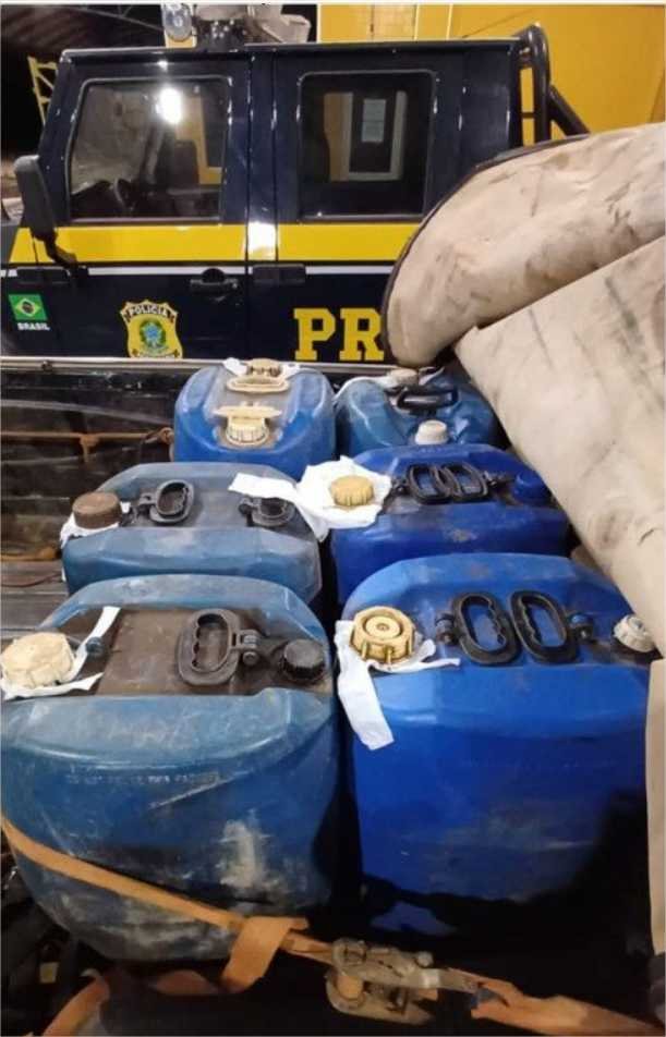 Transporte ilegal de combustível: PRF apreende 300 litros em Pontes e Lacerda