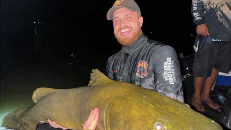 Influencer vem a MT e publica foto pescando Jaú no Teles Pires