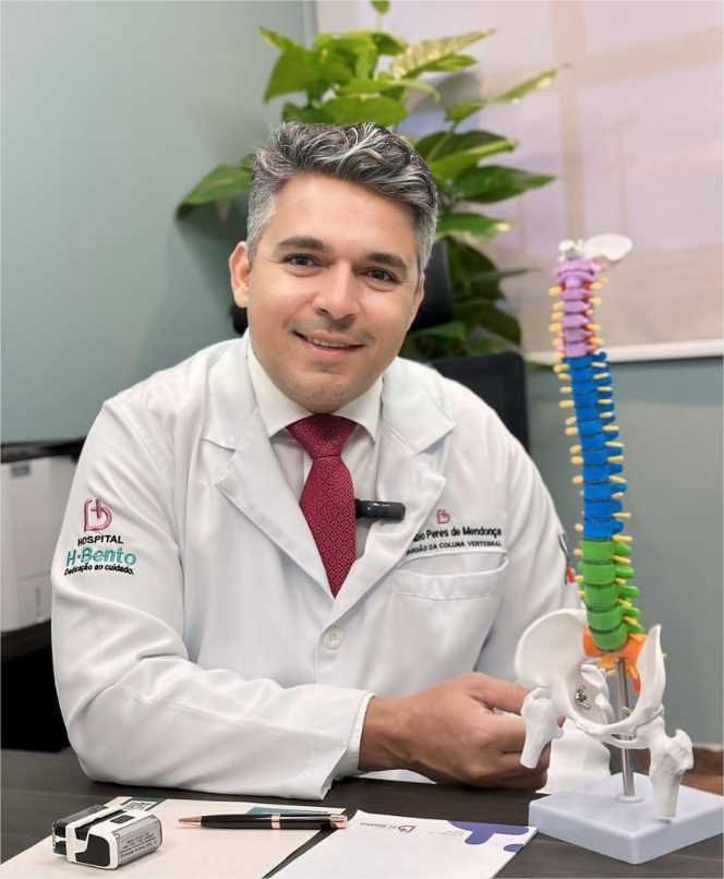 Ortopedista orienta sobre cuidados com a coluna durante a gestação