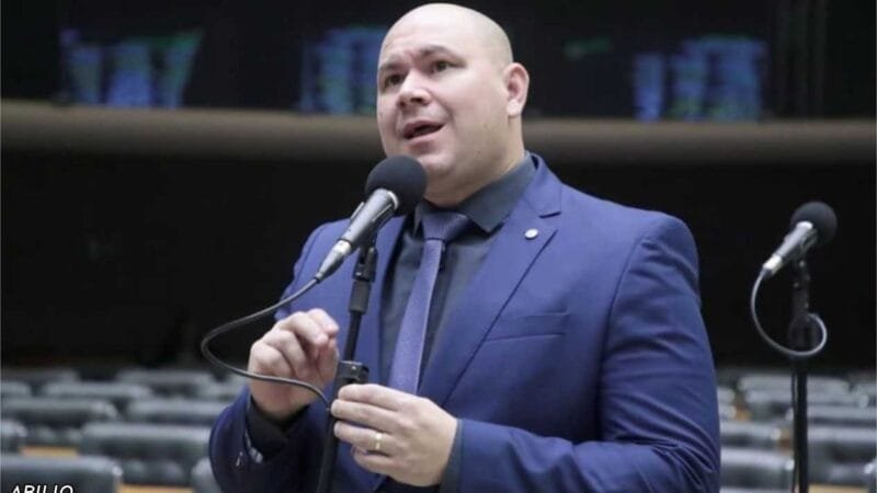 Abilio quer profissionais de educação física e nutricionistas em unidades básicas de saúde