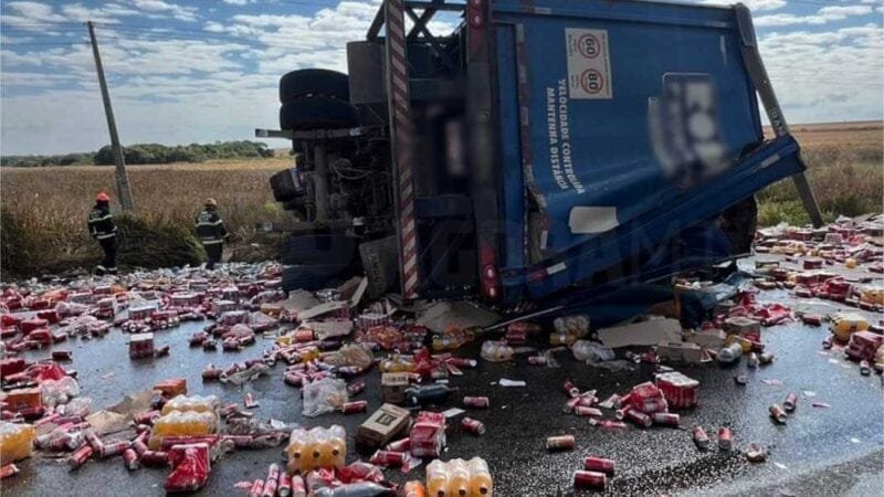 Motoristas ficam feridos após batida entre carretas no cruzamento das rodovias MT-130 e BR-070