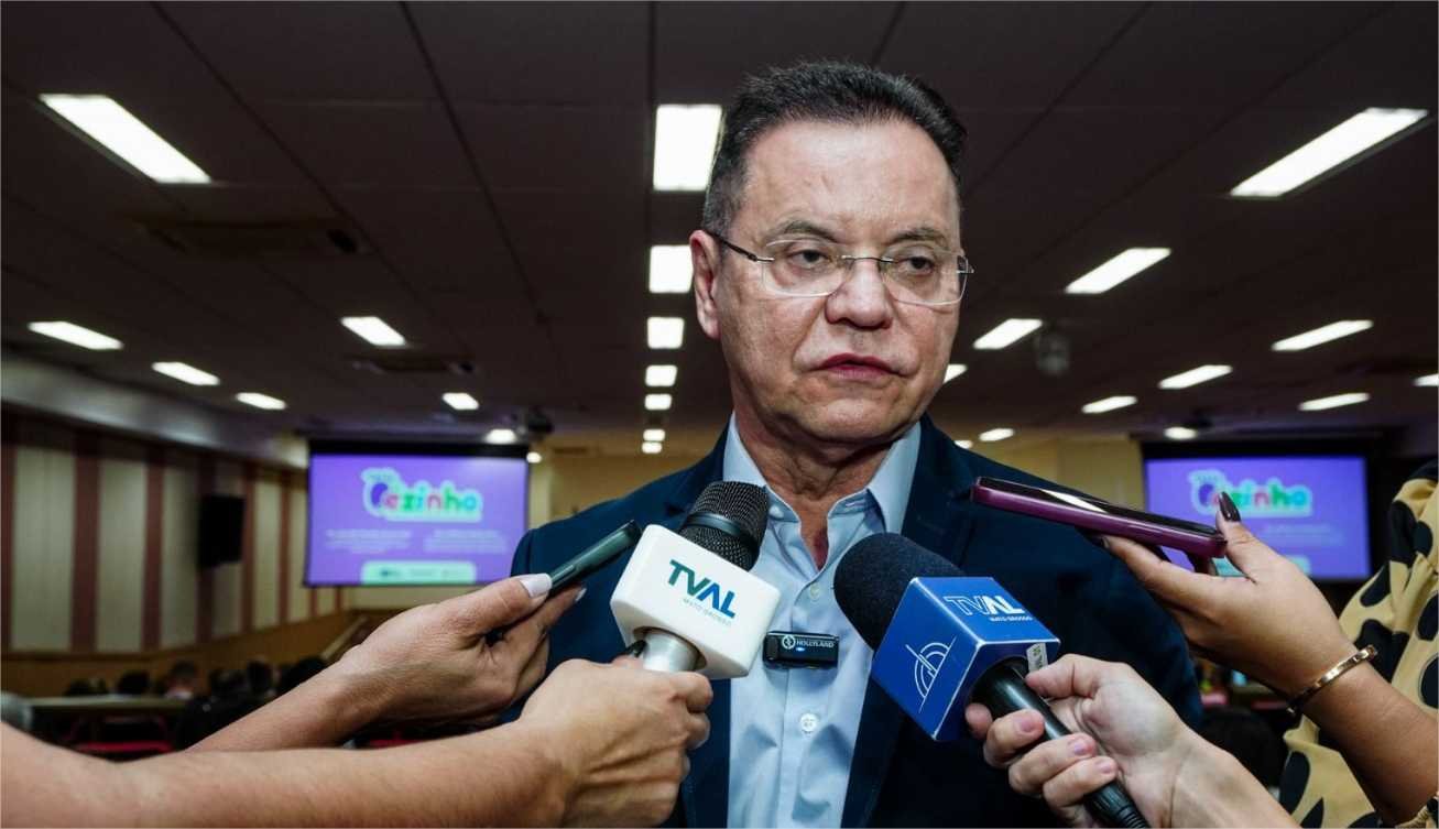 Botelho mostra que com parcerias é possível asfaltar 100% de Cuiabá em menos de quatro anos