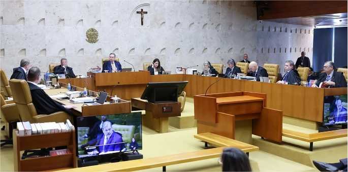 Supremo diz que porte de maconha para uso pessoal não é crime e sinaliza que Congresso não pode mudar decisão