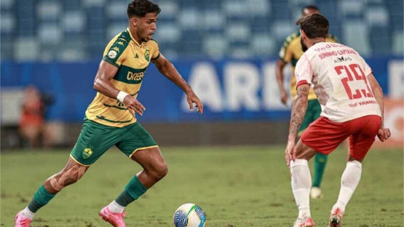 Cuiabá e Bragantino empatam na abertura da 13ª rodada