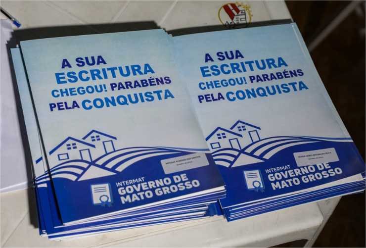 Governo de MT entrega escrituras de imóveis rurais em Canabrava do Norte