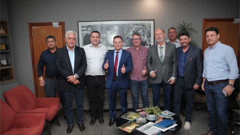 Botelho recebe presidente do Cidadania, Comte Bittencourt na ALMT