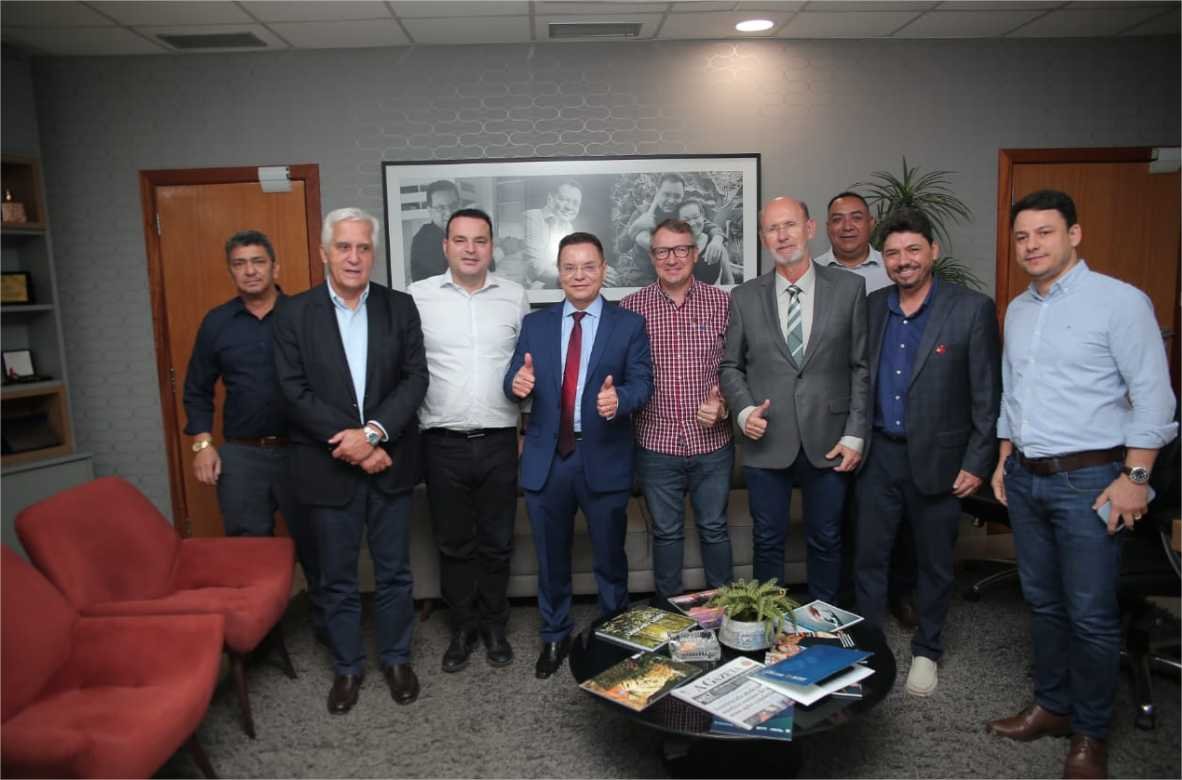 Botelho recebe presidente do Cidadania, Comte Bittencourt na ALMT