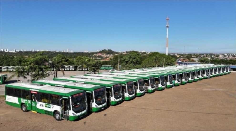 Prefeito entrega novos ônibus e Cuiabá passa a ter 90% da frota com ar-condicionado