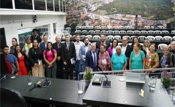 Audiência pública debate políticas de defesa dos idosos em Cuiabá