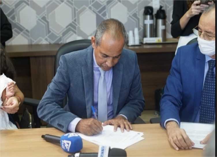 Raufrides Macedo assume cadeira de vereador na Câmara de Cuiabá