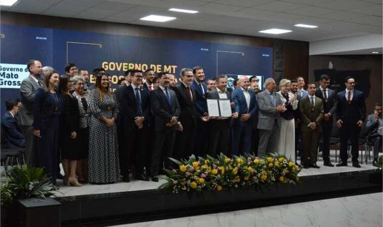 Novos fiscais de tributos empossados pelo Governo de MT irão reforçar fiscalização tributária