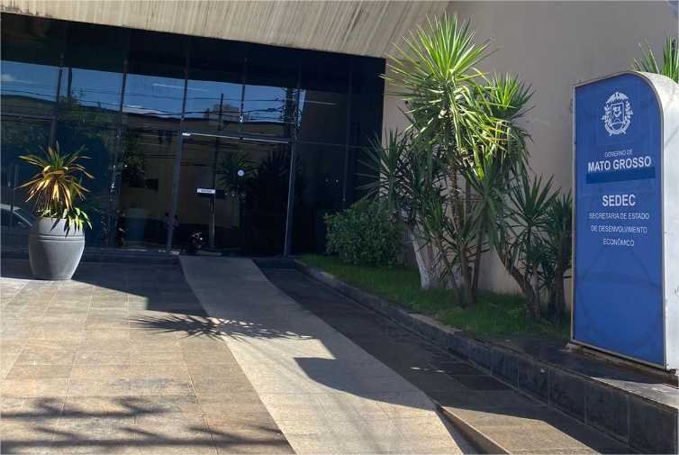 Sedec fortalece empreendedorismo com capacitação de agentes dos Centros de Atendimento Empresarial