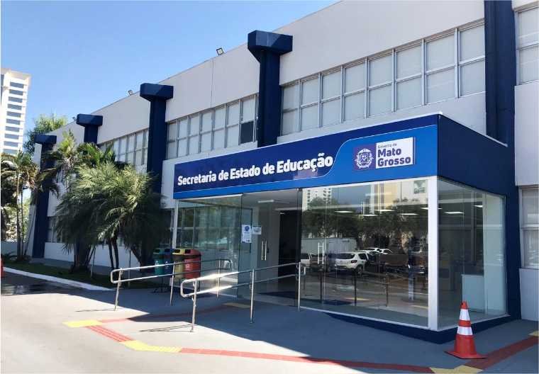 Governo de MT atende pedido da comunidade e amplia número de escolas cívico-militares no Estado