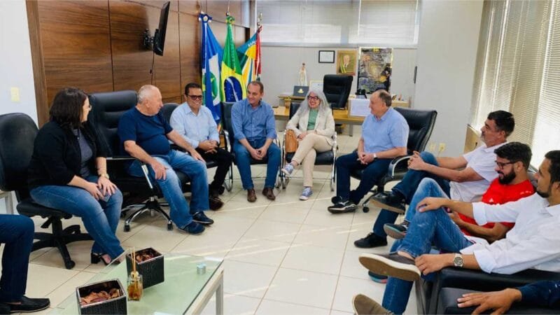 Deputado vistoria obras de construção da Unemat em Sapezal