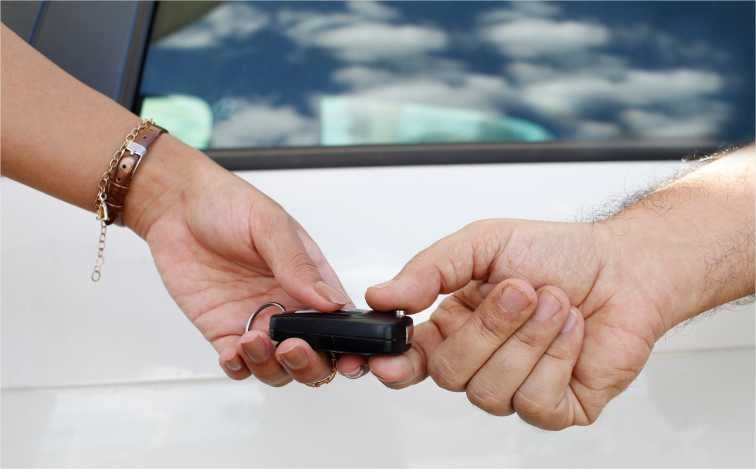 Transferência de documento de veículo pode ser feita online; saiba como