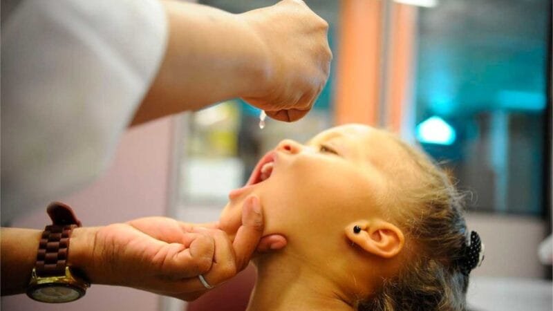 Campanha de vacinação contra a Poliomielite termina nesta sexta-feira (14)