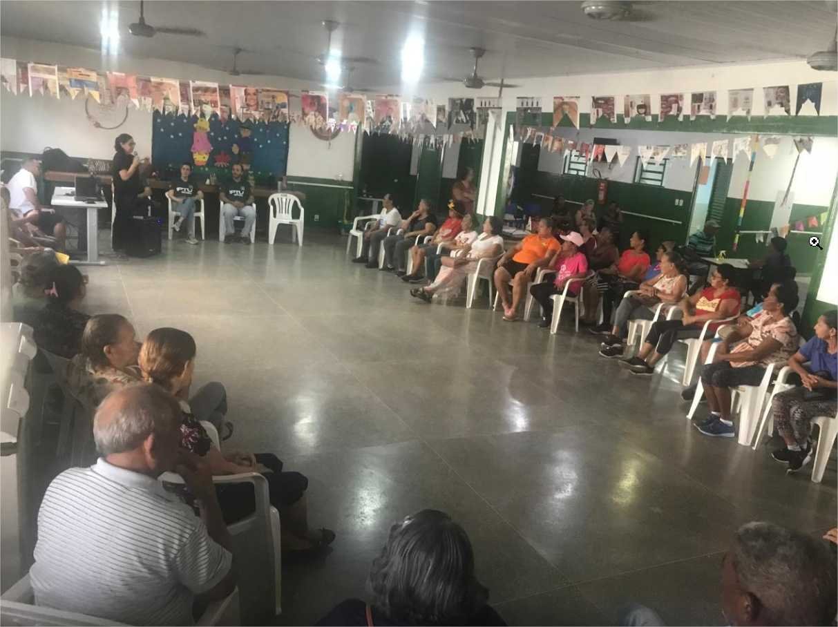 Mais de 300 idosos são beneficiados com palestras e atendimentos personalizados em ação conjunta entre Assistência Social e Fazenda