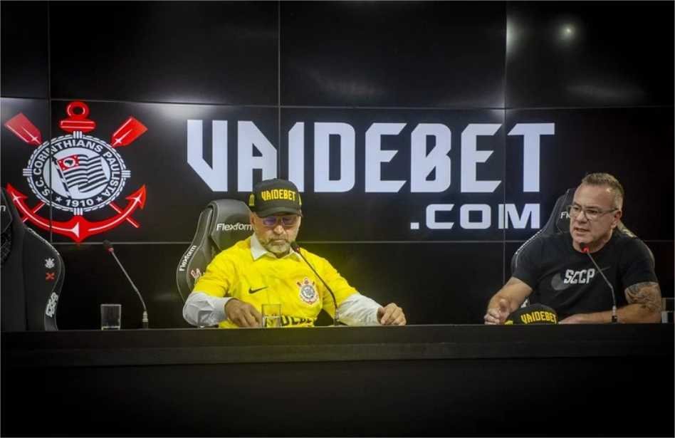 VaideBet notifica Corinthians e volta ameaçar a rescindir contrato