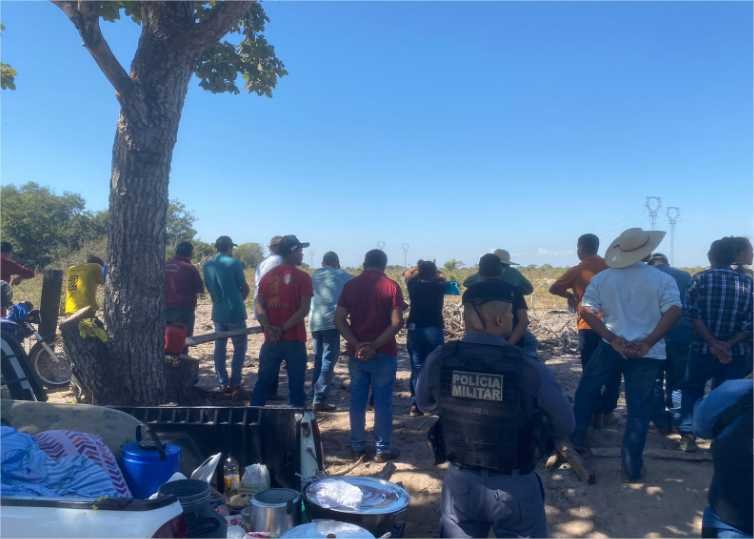 Operação integrada impede invasão de terra em Lambari D’Oeste; 55 pessoas são conduzidas à delegacia