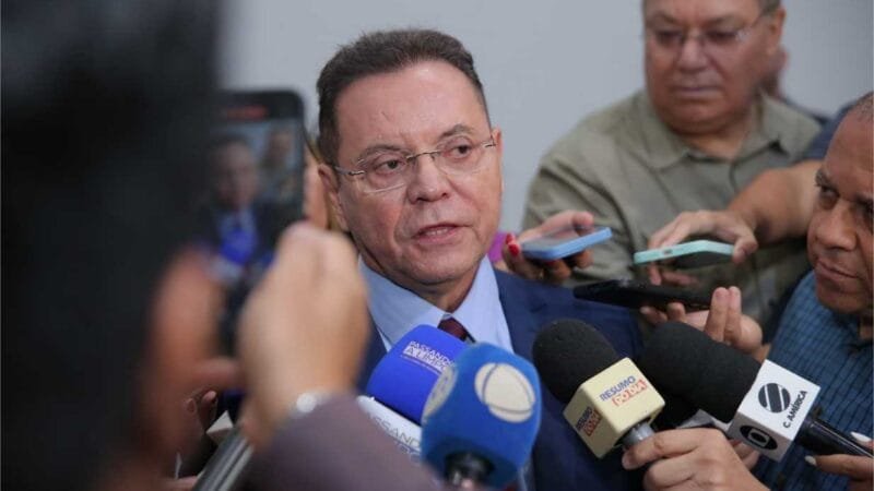 Botelho convida representantes da educação para debater plano de governo nesta quinta