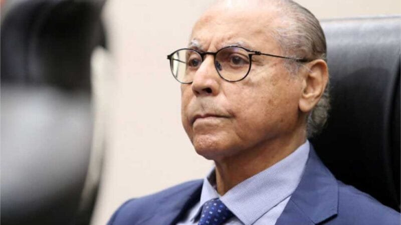 Nota de solidariedade aos comerciantes e funcionários do Shopping Popular