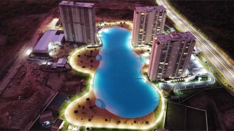 Multinacional especializada em construir lagoas com praias artificiais com unidade em Cuiabá ultrapassa 500 projetos