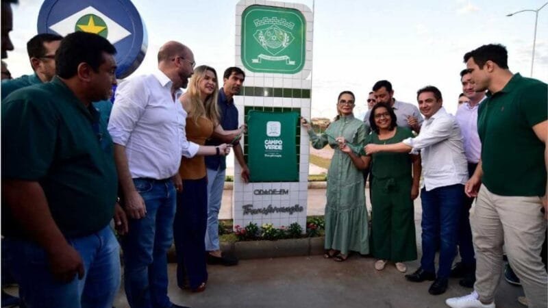 Primeira-dama de MT participa de inauguração de creche e da entrega de equipamentos da Seduc