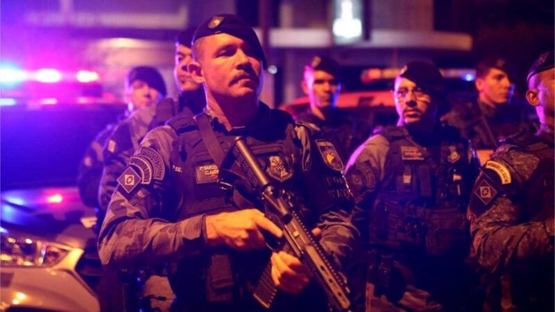 Polícia Militar prende sete pessoas em flagrante em primeira noite de operação em Rondonópolis