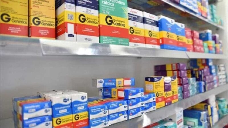Governo isenta de imposto a importação de medicamentos
