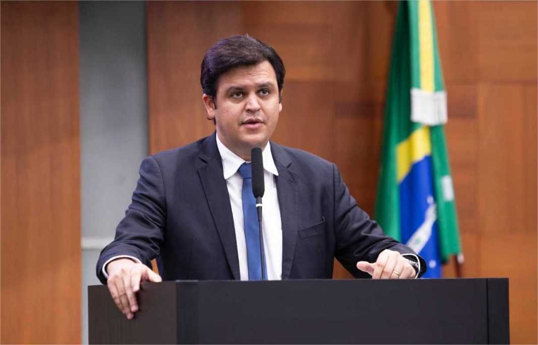 Thiago Silva propõe Casa do Autista em Rondonópolis