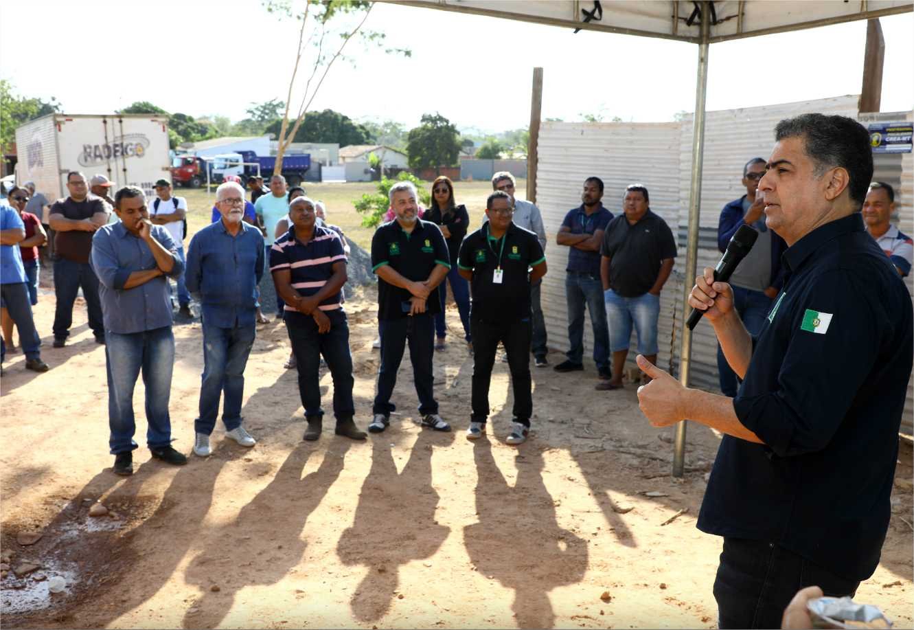 Prefeito Emanuel Pinheiro determina obra de asfaltamento no bairro Parque Ohara e atende a sonho da comunidade
