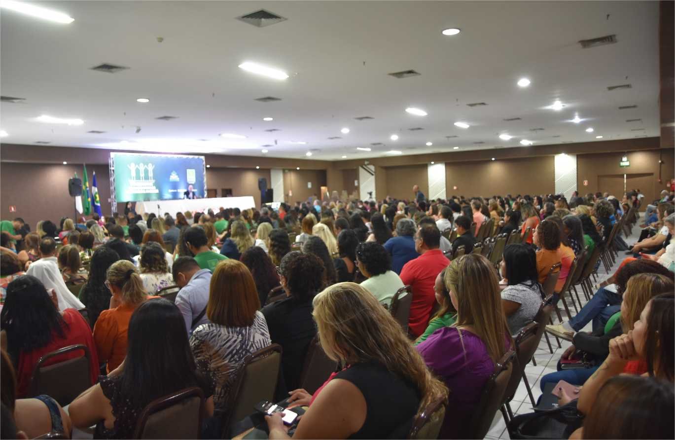 Evento formativo visa fortalecer ações pedagógicas desenvolvidas na rede pública municipal de educação