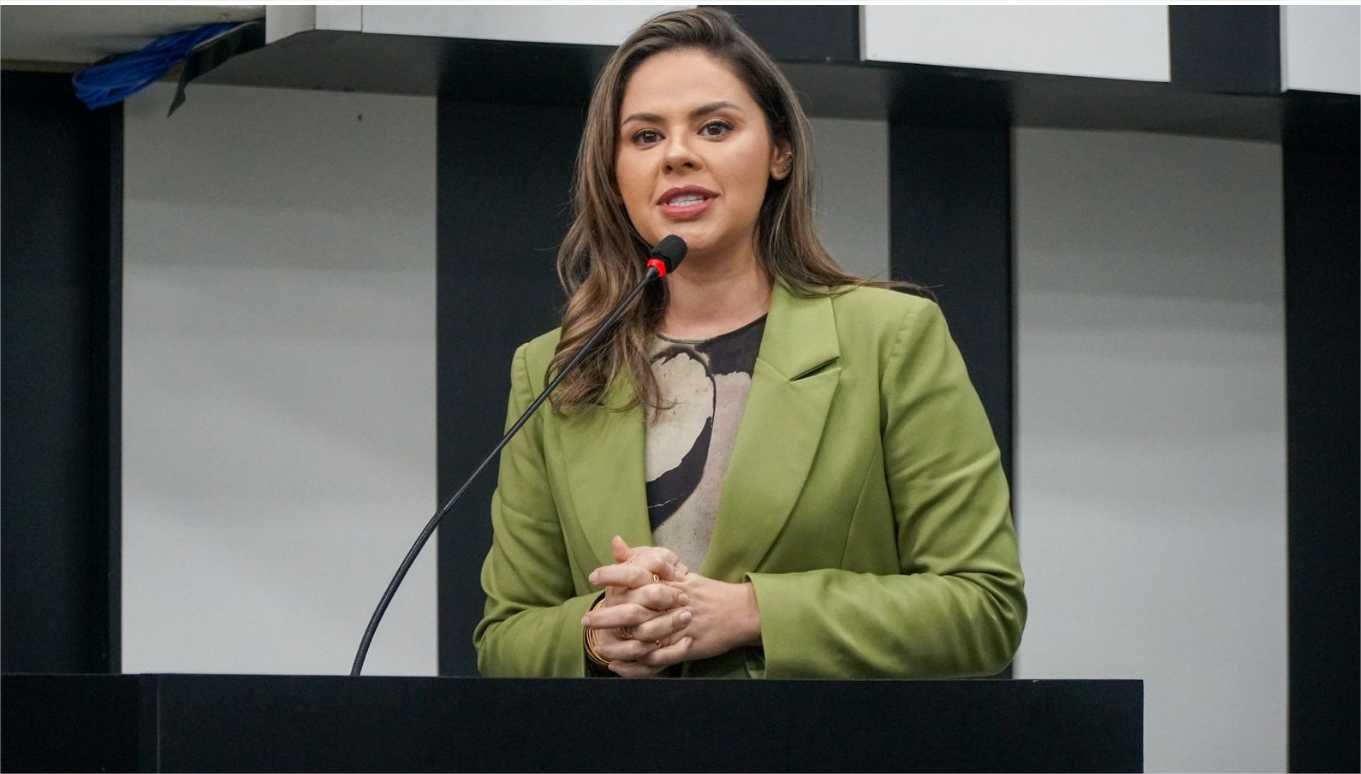 Vereadora alerta pais sobre riscos de exploração infantil após mudanças na plataforma Roblox