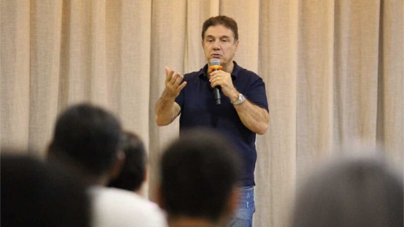 Kennedy firma compromisso de fortalecer políticas públicas voltadas para causa animal