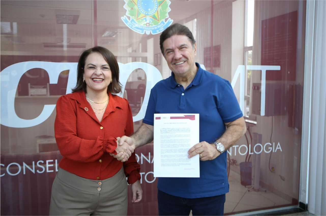 Kennedy assina Carta de Compromisso pela Odontologia e garante manter avanços na saúde bucal de Cuiabá 