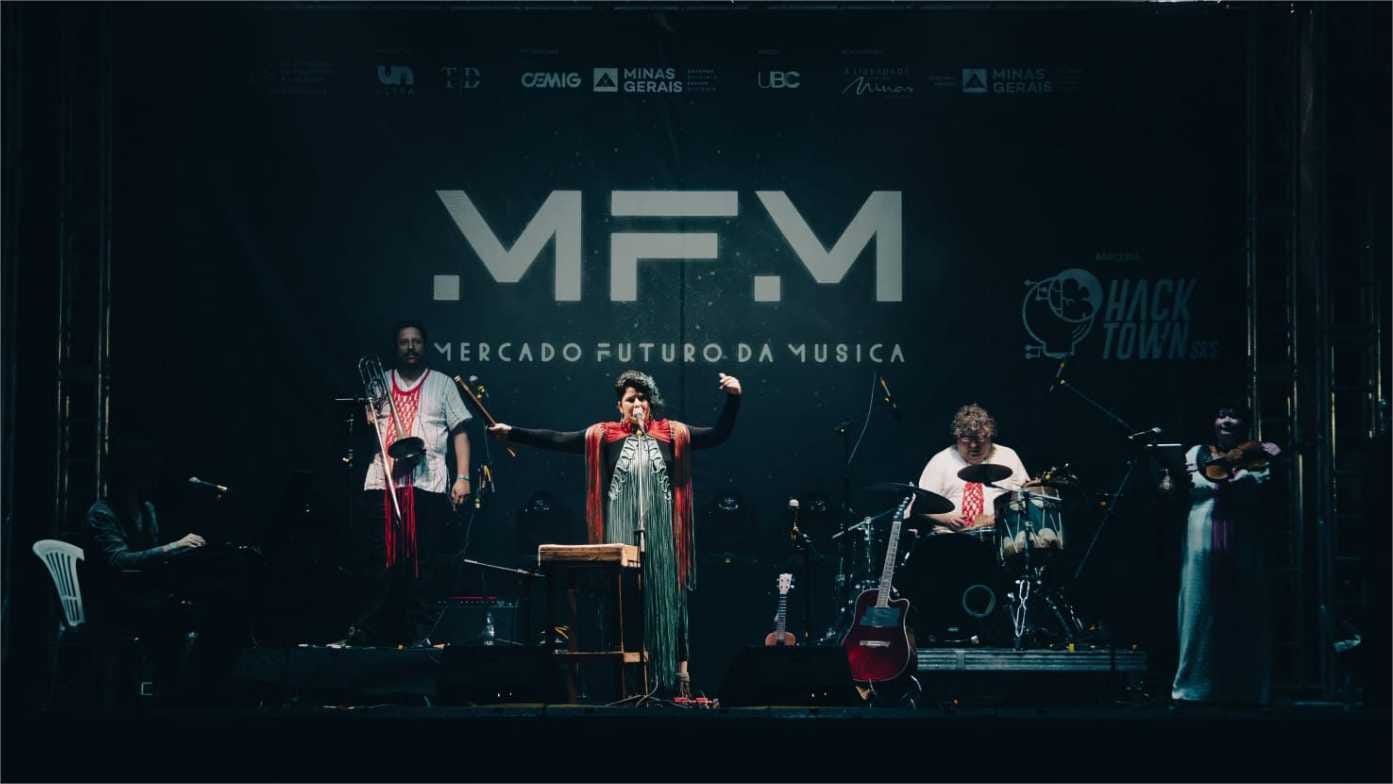 Estela Ceregatti encerra turnê nacional “Canteiro” dia 30 de agosto no Zulmira Canavarros