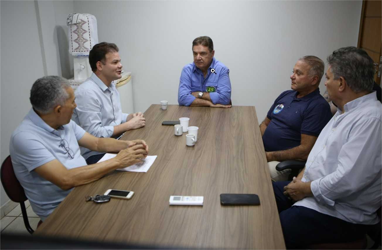 Kennedy se reúne com Sinodonto e faz compromisso de analisar proposta de criação de secretaria-adjunta