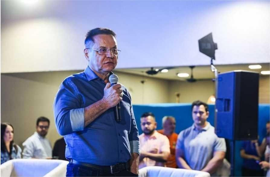 Botelho se reúne com centenas de profissionais do Esporte para debater soluções para Cuiabá