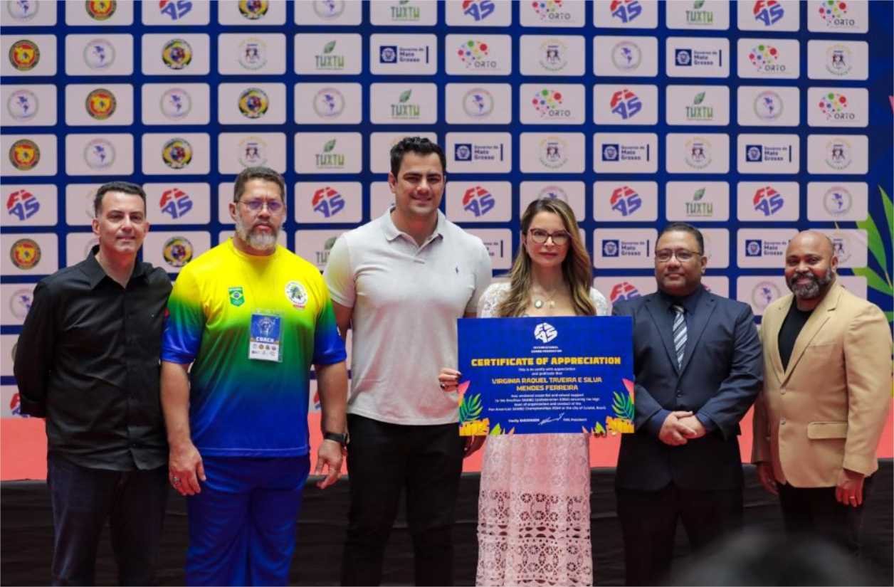 Primeira-dama do Estado é homenageada como Madrinha do Sambo no Pan American Championships realizado em Cuiabá