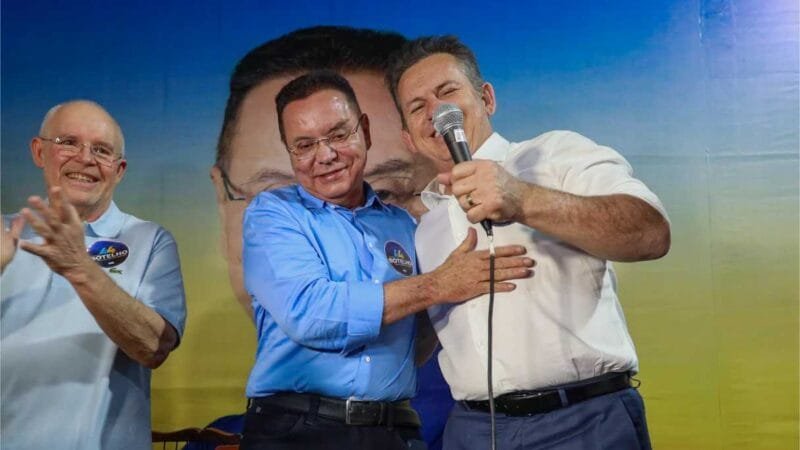 Mauro participa de primeiro dia de campanha de Botelho e inaugura comitê