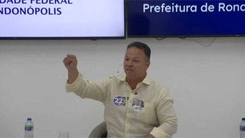 Cláudio Ferreira apela para a baixaria e ataca mãe de Thiago Silva