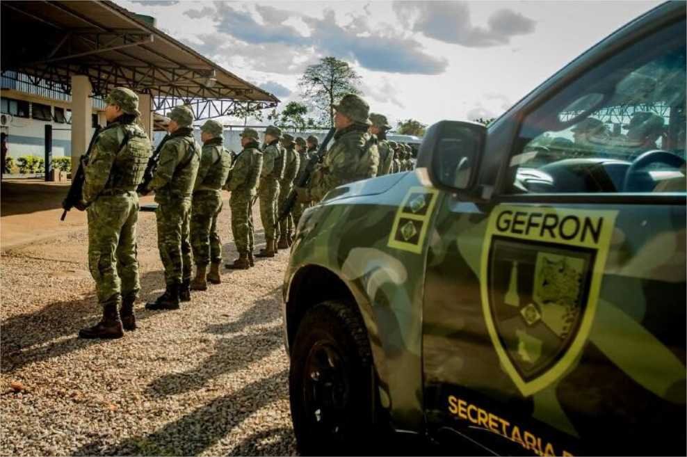 Mulher é presa com Jeep carregado de drogas na BR-174