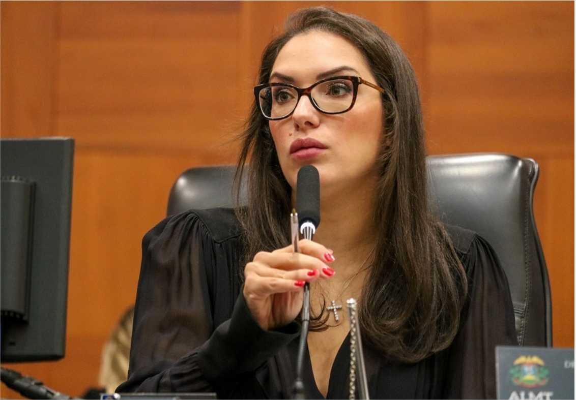 Janaina prevê até 10 novos nomes na ALMT