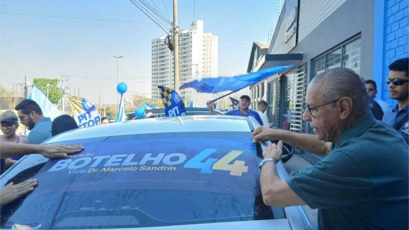 Adesivaço por Botelho foi o destaque do dia